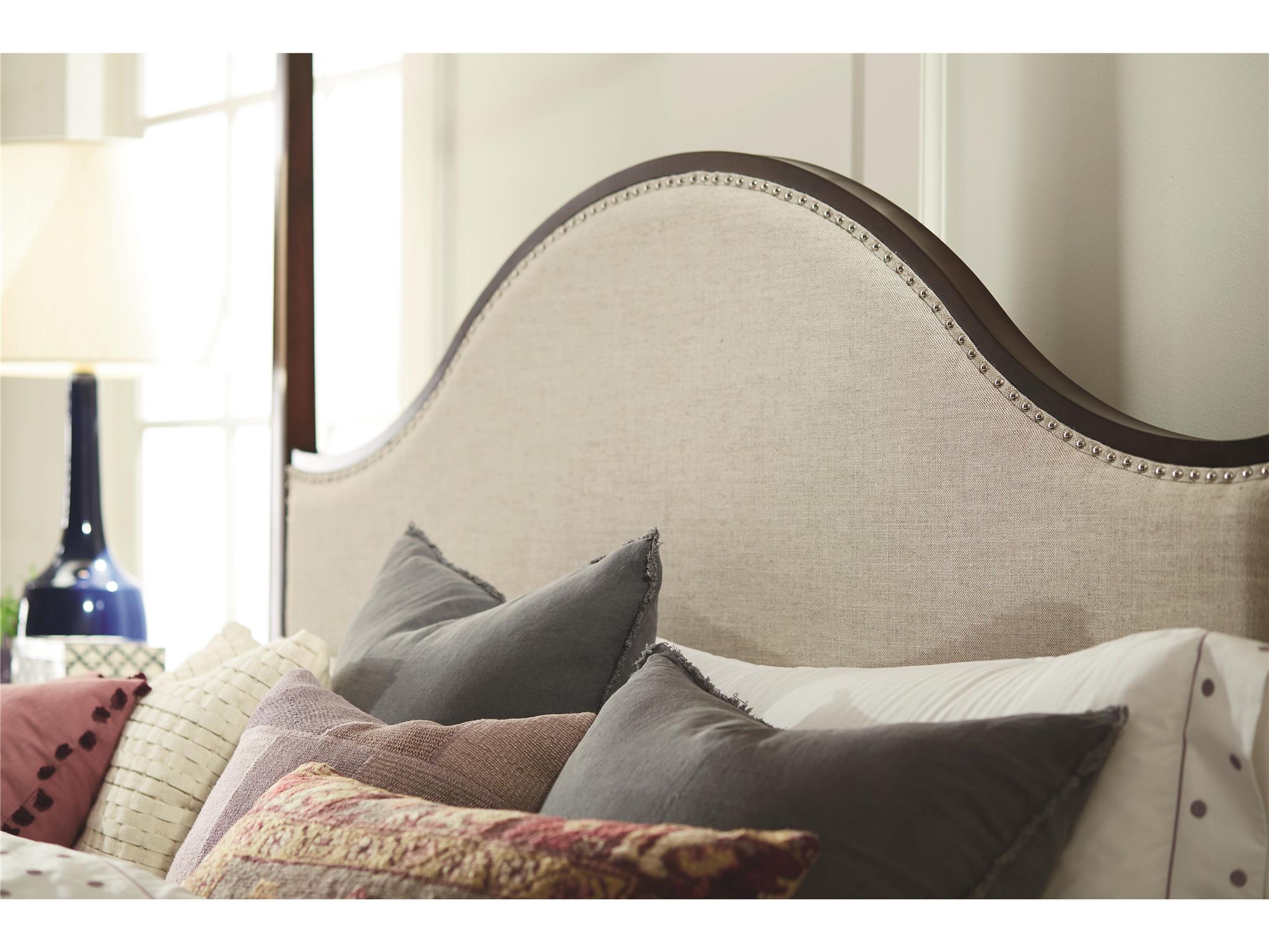 Universal Furniture To The Trade To The Trade Brooklyn Bed (King)