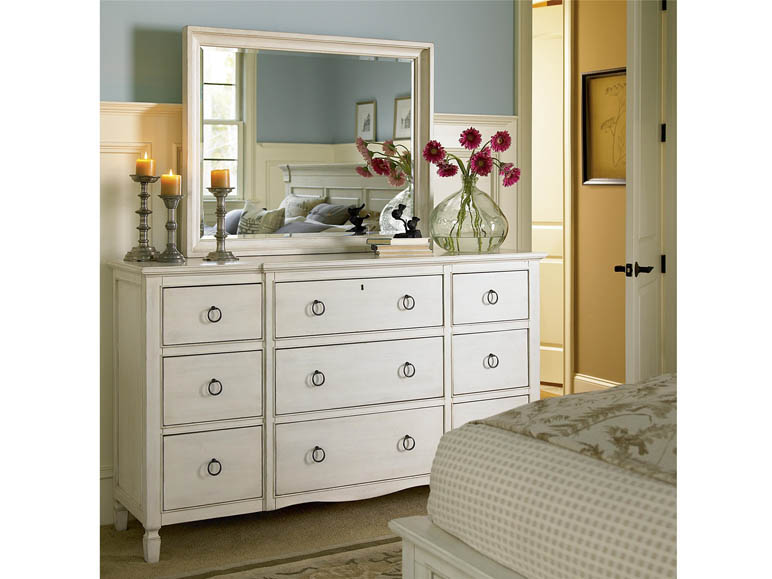 universal furniture | summer hill | nine drawer dresser