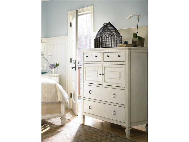 Universal Furniture Summer Hill Dressing Chest