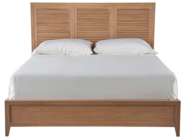 Weekender Coastal Living Home Collection Weekender Bed Queen (U330310B)