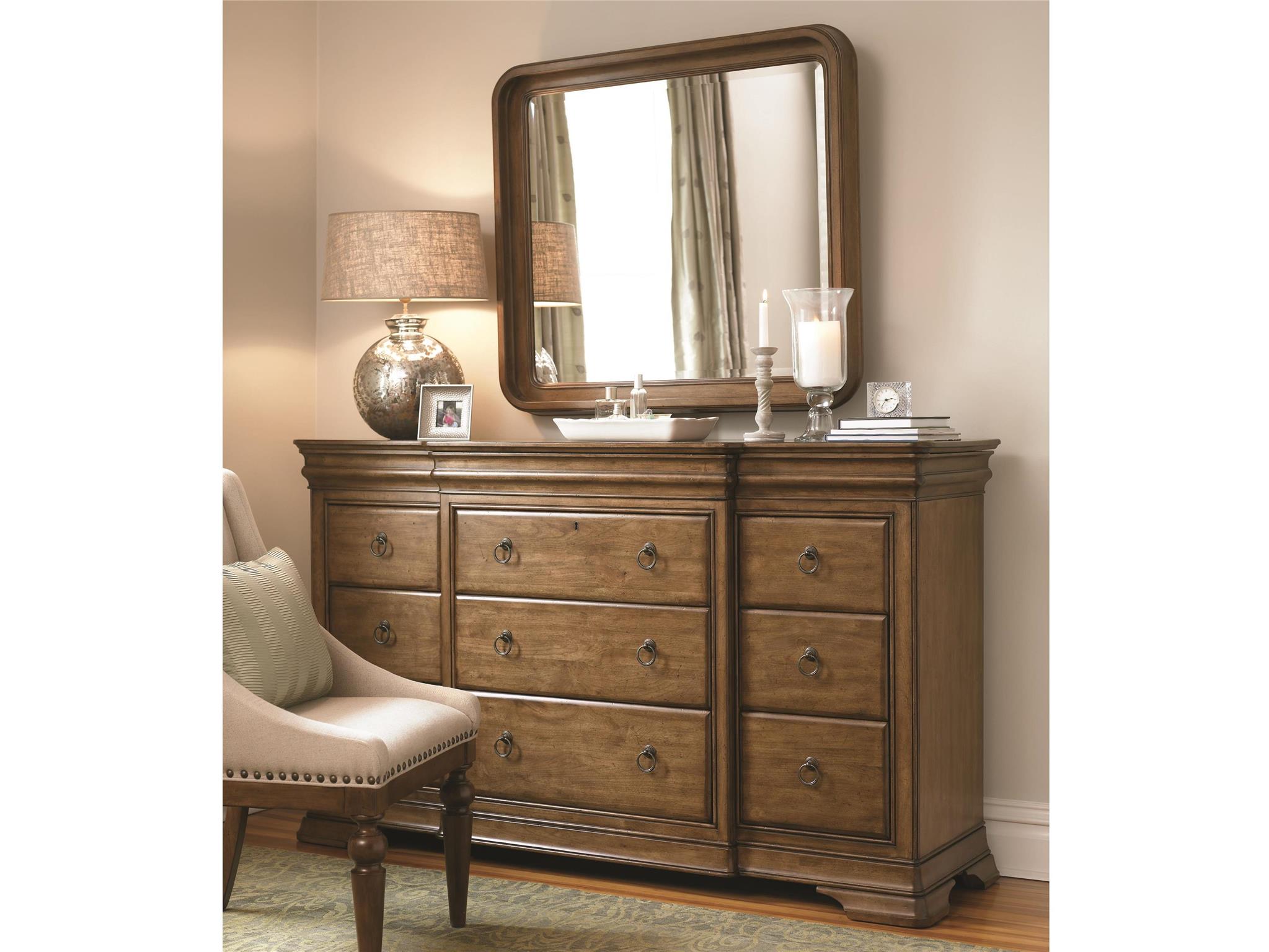 Drawer Dresser 
