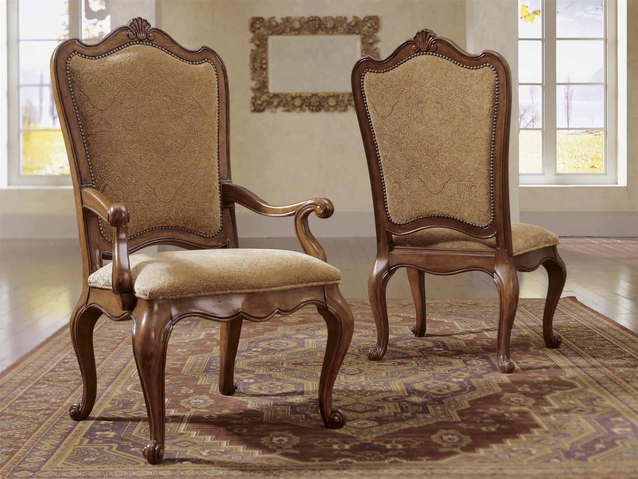 Universal Furniture | Villa Cortina | Upholstered Back ... (2046 x 1536 Pixel)