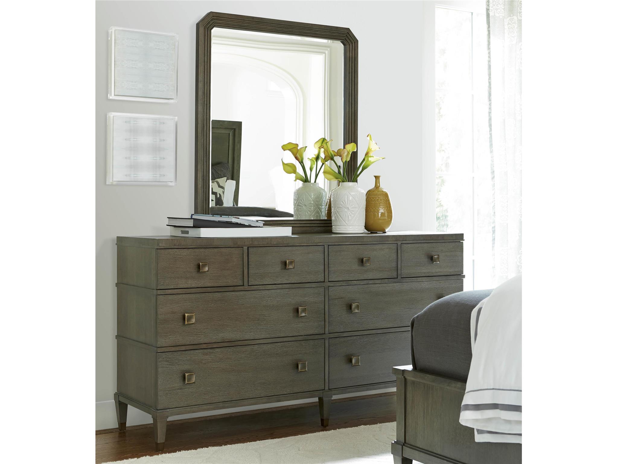 The Playlist Dresser