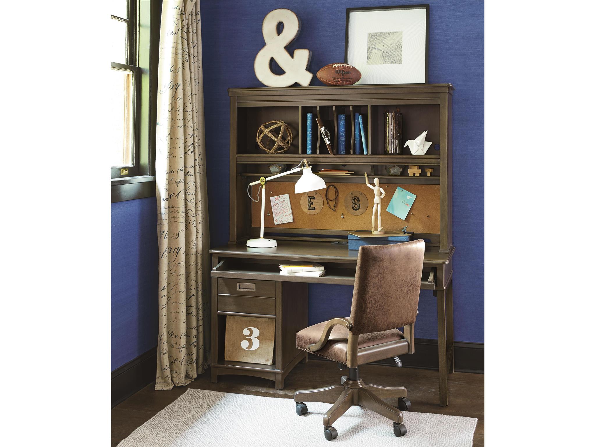 smartstuff Furniture Varsity Swivel Desk Chair