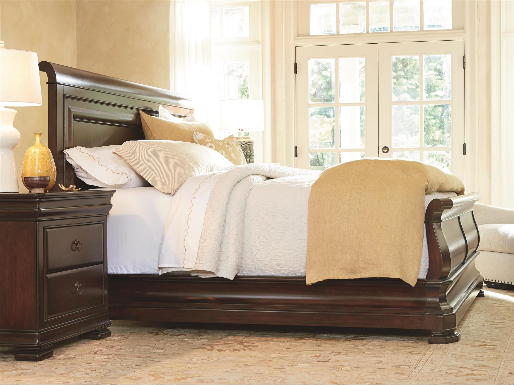 Sleigh bed queen clearance set