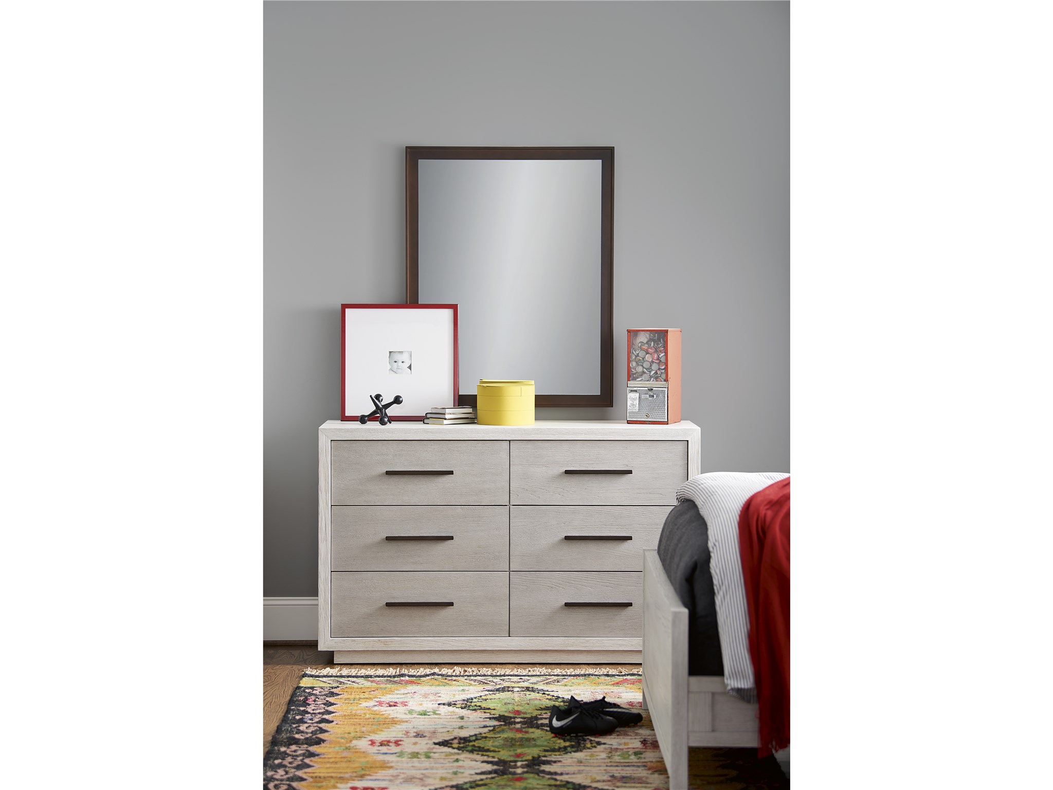 Universal Furniture Modern Spirit Drawer Dresser