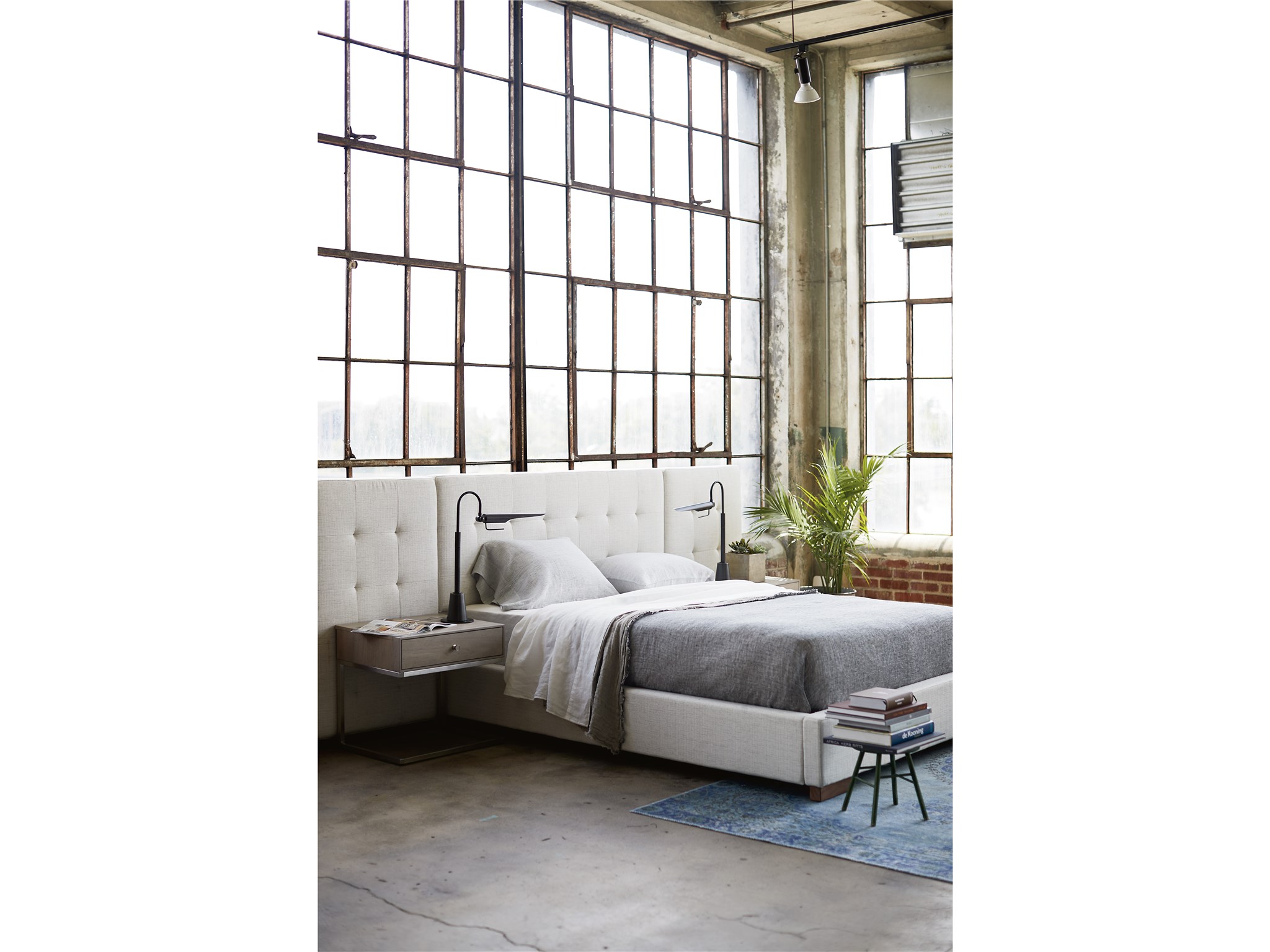 Universal Furniture Es Brantley Queen Bed With Wall Panels Brantley Queen Bed With Wall Panels Loading Zoom