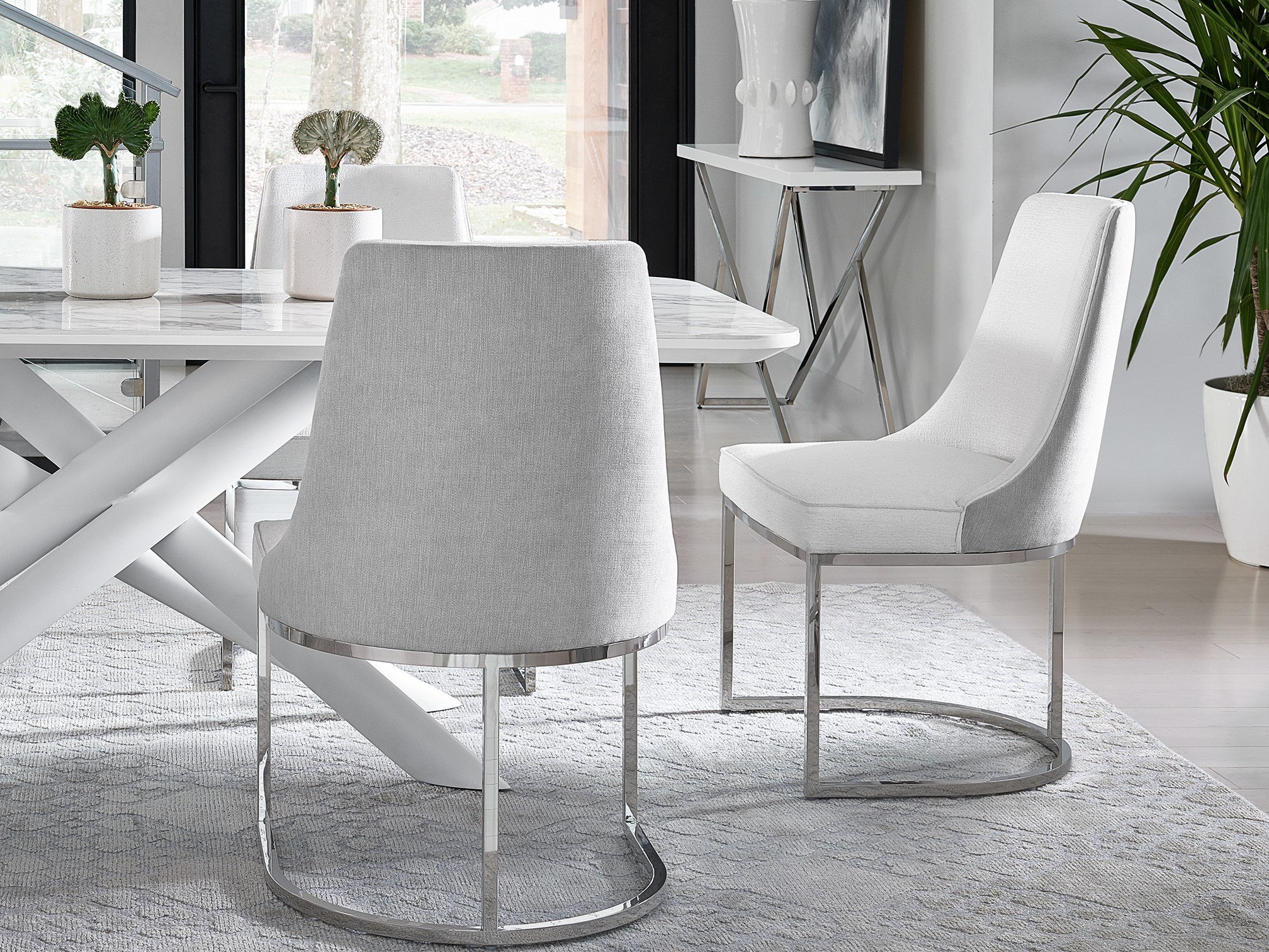 Modern Colt Dining Chair