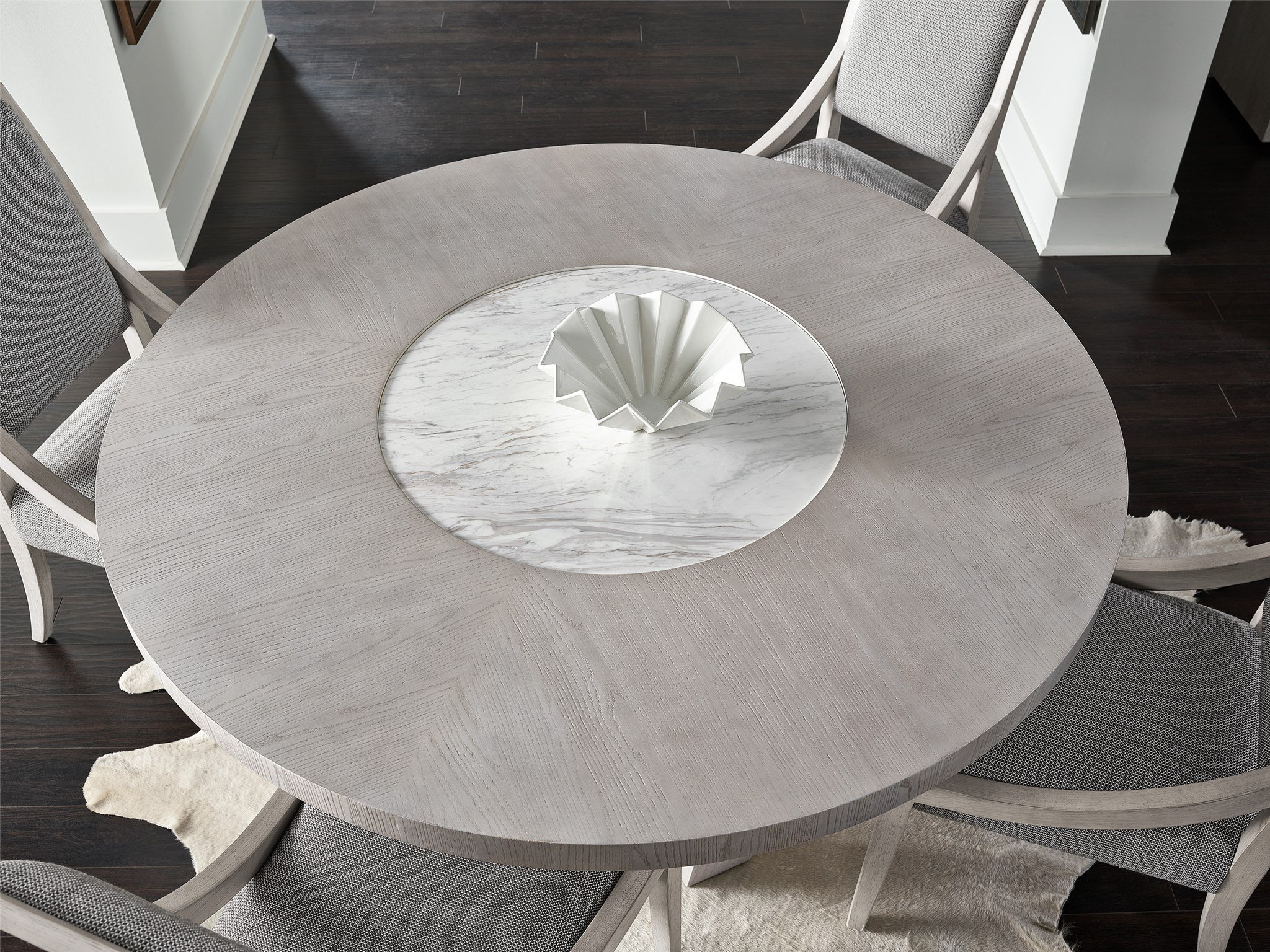 Modern Round Dining Table   Universal Furniture