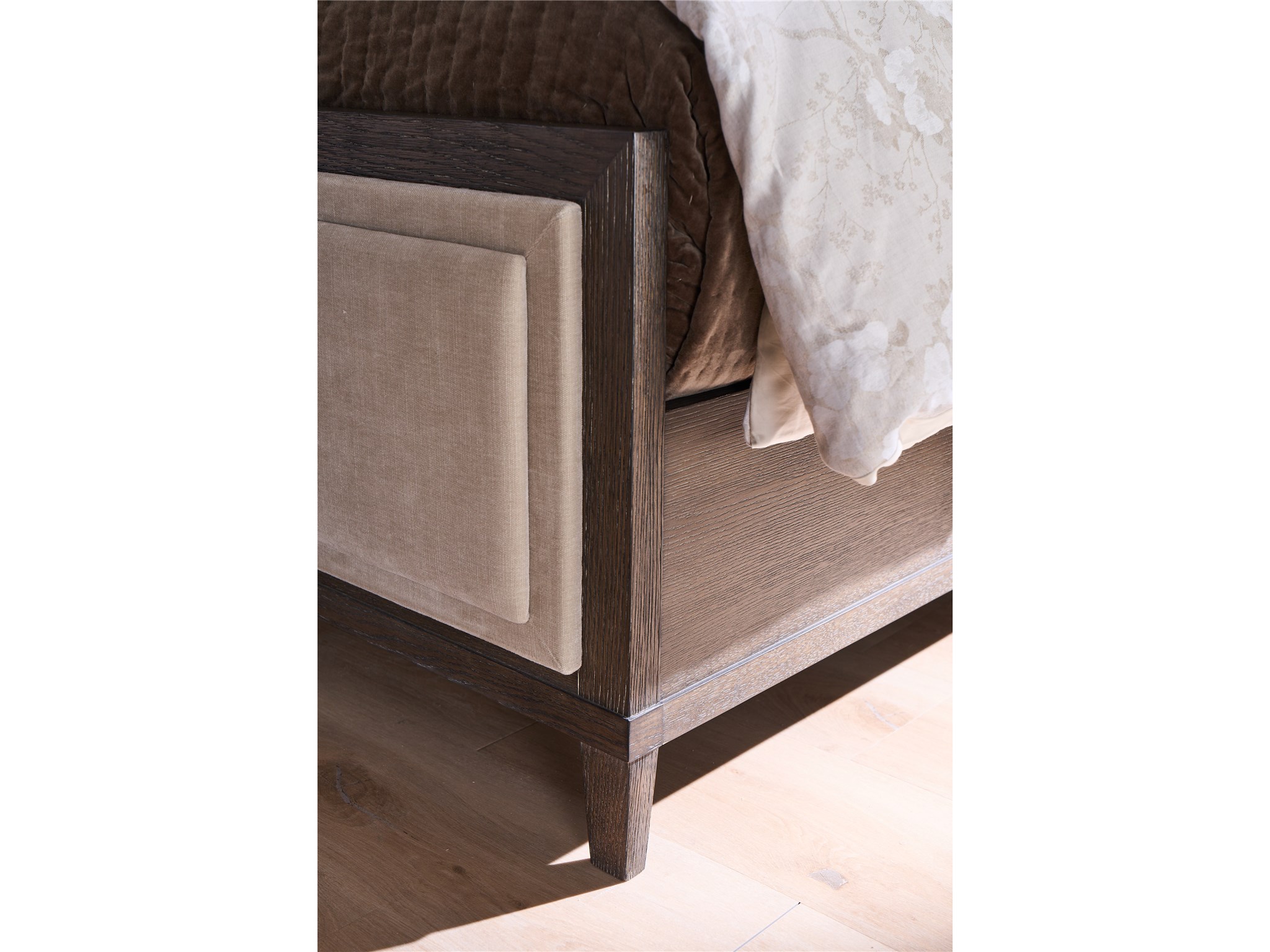 cocoaベッド Montclair Cocoa Bed King | Universal Furniture