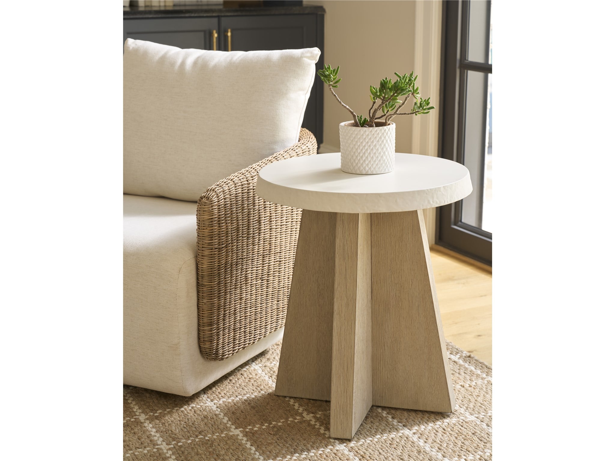 unico ウニコ ANCHOR シャンデリア ACME ACTUS Oasis- Coastal Living Home Collection Dockside Accent Table