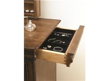 Thumbnail Drawer Dresser 