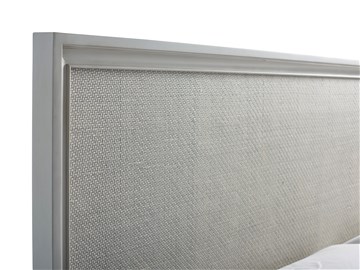 Thumbnail Woven Accent King Bed