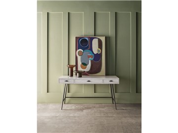 Thumbnail Saatchi Desk