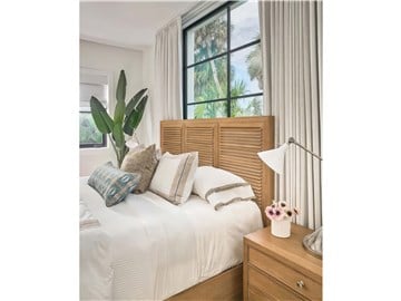 Thumbnail Weekender Bed Queen 2