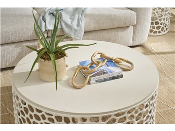 Thumbnail Coral Cocktail Table 3