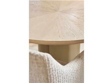 Thumbnail Velora Round Dining Table 2