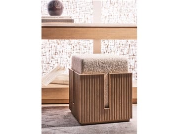 Thumbnail Carmen Bunching Stool