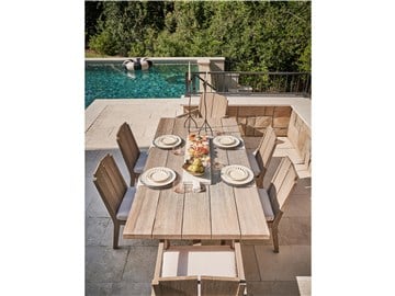 Thumbnail Saratoga Rectangle Dining Table 1